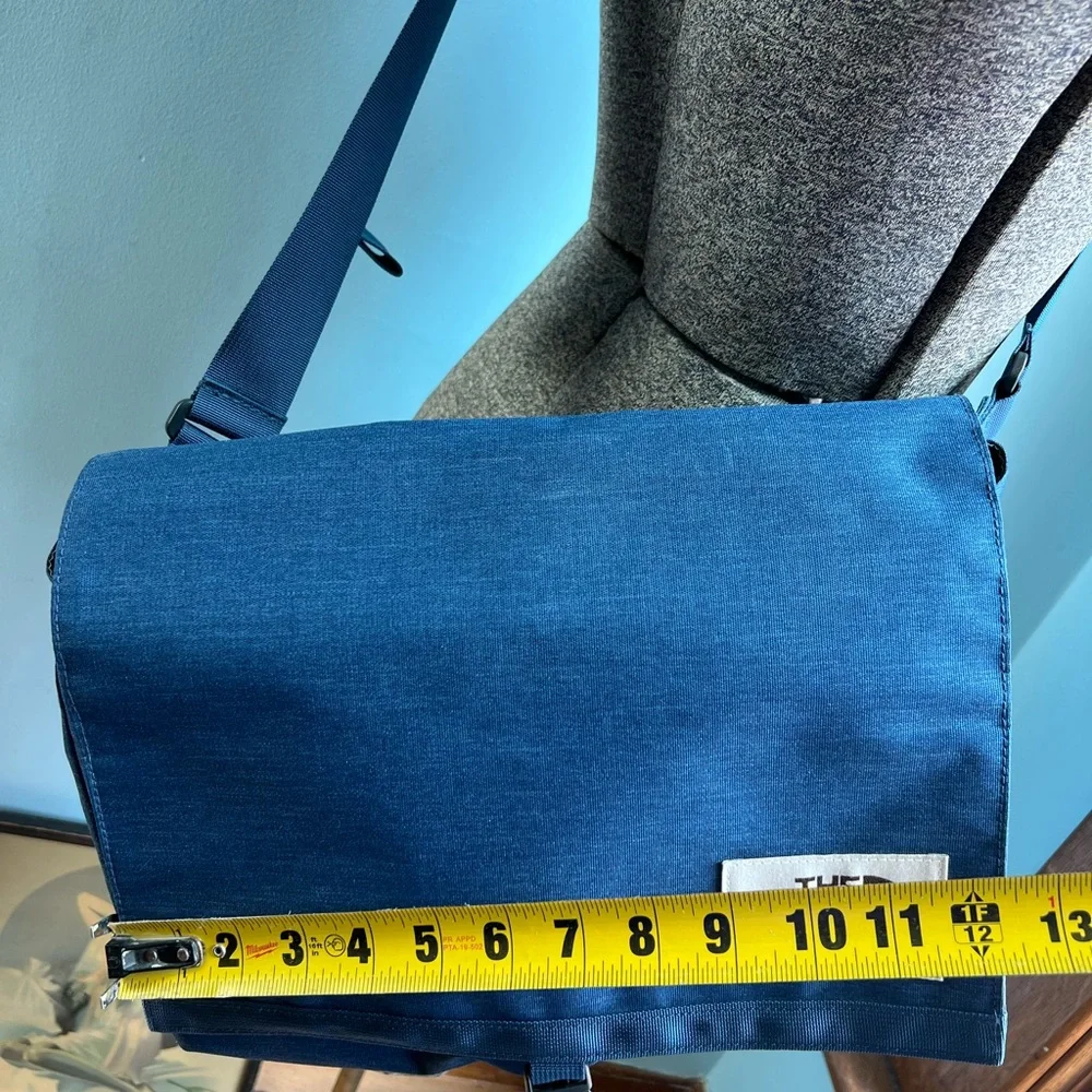 The North Face Blue Berkeley Messenger Bag - Men's Crossbody